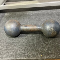 ダンベル　4kg