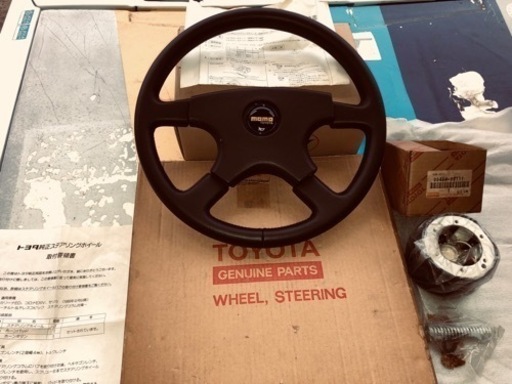 トヨタ純正 MOMO製 レザーステアリング