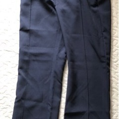 裾スリットピンタックセミフレアパンツ