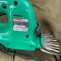 マキタ　芝刈りバリカン　10Mコード付きの画像