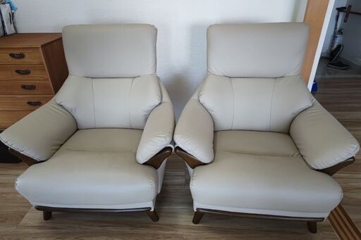 1人用ソファー10000円×2台