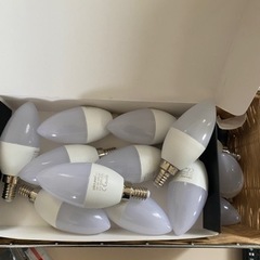 LED 球　1個のお値段300円