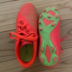 adidas ジュニア　サッカー　スパイク　21.5センチの画像