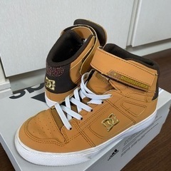 値下げ！DCシューズ20.０センチ　ダンスシューズにいかがでしょう