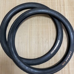 自転車　タイヤ　新品　20インチ　2本