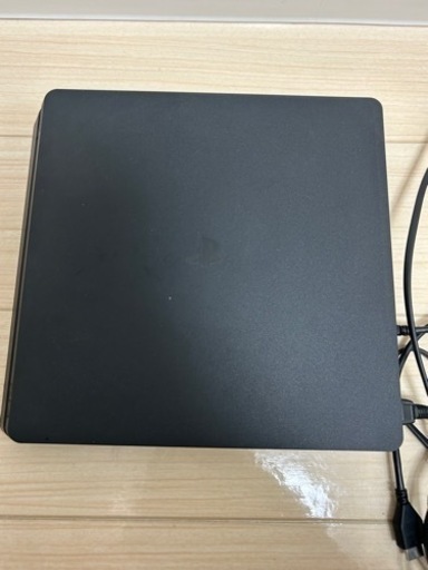 PS4本体　薄型　黒　値下げします