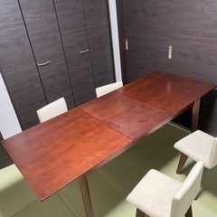 伸縮ダイニングテーブルの画像