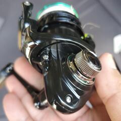 釣り　スピニングリール 1000番の画像
