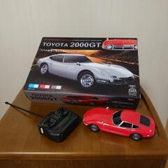 ラジコン TOYOTA  2000GT(赤色)