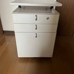 19(金)まで鍵付き3段昇降天板ワゴン デスクワゴン　キャビネッ...