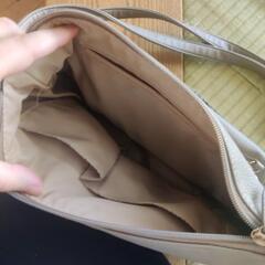 ショルダーバッグの画像