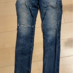 DIESEL  ディーゼル デニム ダメージ レディース 中古品
