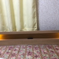 　使用頻少ないダブルベッド最大値引きしました　マットだけなら無料です