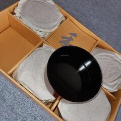 旅館とかでご飯入ってるやつの画像