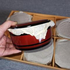 旅館とかでご飯入ってるやつの画像