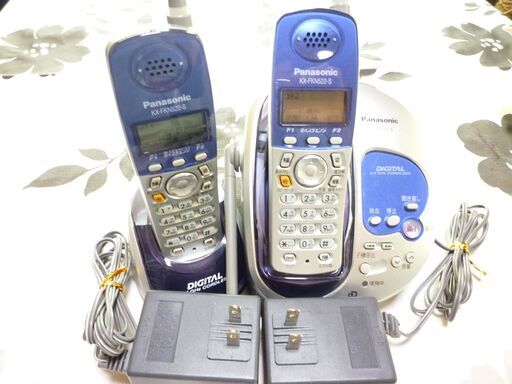パナソニックコードレス電話機（VE-SV03DW-S)中古美品