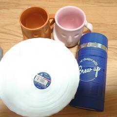 【未使用】ポーランド製コップ・食器・ボトル セットの画像
