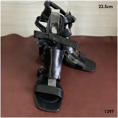 アルベルトフェルマーニ【22.5㎝位】サンダル☆クリーニングお手...
