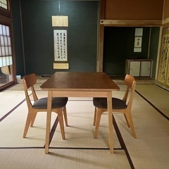 unicoのダイニングセット