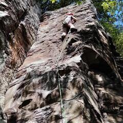 登山・ハイキングしませんか！丸亀しわく山の会です。現在、メンバーを募集しています。募集しているのは年齢、性別、登山経験の有無を問わず山に登りたい方どなたでも大丈夫です。登山に興味がある方は、ぜひご応募ください。 - スポーツ