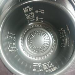 2019年製 日立 圧力炊飯器の画像