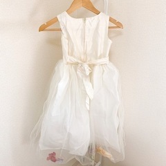 子供用ワンピースドレス 結婚式のお呼ばれなどに♫ 発表会ドレスの画像