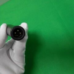 SHURE シュアー ダイナミックマイク SM57　楽器専用マイク　音出し確認OK　 音響機器 機材の画像