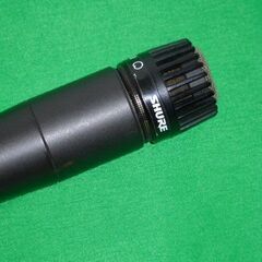 SHURE シュアー ダイナミックマイク SM57　楽器専用マイク　音出し確認OK　 音響機器 機材の画像