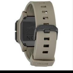 希少完売品【NIXON】サンドカラー　コヨーテタン　腕時計の画像