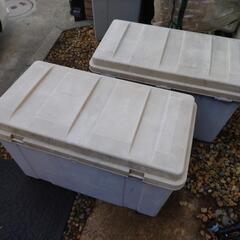 古いですが屋外保管ボックス