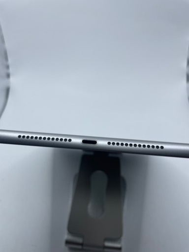 Apple iPad 第5世代 32GB wifiモデル 入荷！！