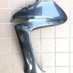 【無料】マジェスティ125用左側フロントカウル