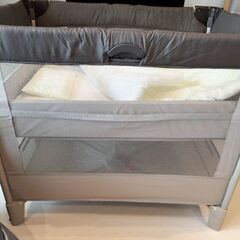 Aprica　ココネル　ベビーベッド