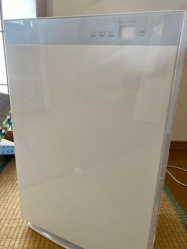 ダイキン 加湿ストリーマ空気清浄機 MCK70X-W 2021年製