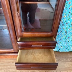 25年物の収納家具の画像