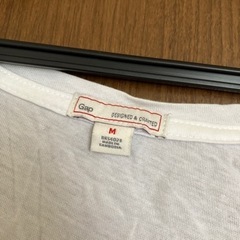 GAP ドルマン風トップスの画像