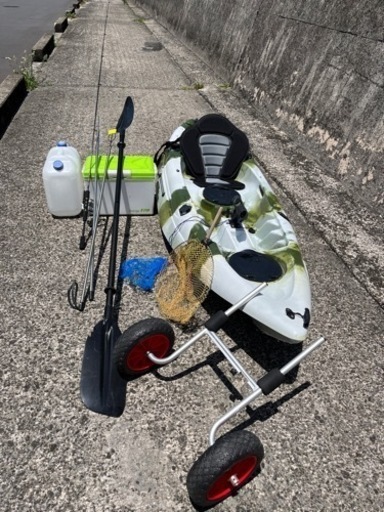 フィッシングカヤックセット　おまけ多数！　すぐ釣りに行けます！