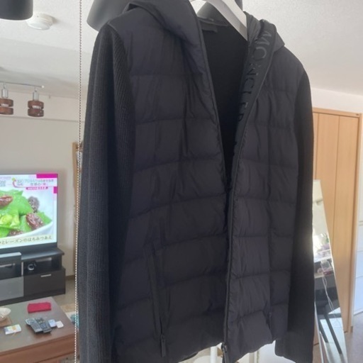 モンクレールパーカーダウンジャケット