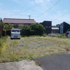 国道1号沿いの駐車スペース普通自動車8～10台分の広さをまとめて。月額30000円でお使いになりませんか？の画像