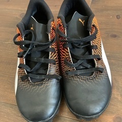 <終了>PUMA  トレーニングシューズ　22センチの画像