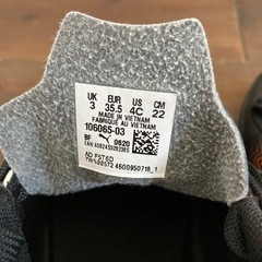<終了>PUMA  トレーニングシューズ　22センチの画像