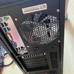 デスクトップパソコン！モニターSSD付きの画像
