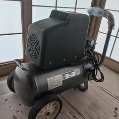 オイルレスエアコンプレッサーの画像