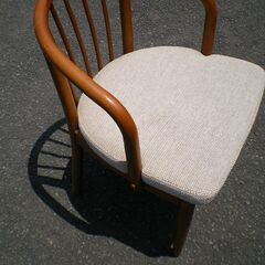 ★　カリモク　椅子　チェアーの画像