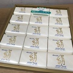 ☆値下げ☆ O2305-539 カネボウ絹石鹸ホワイトフローラル...