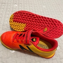 スパイク　ニューバランスの画像