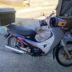 ホンダ　wave125