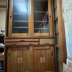 食器棚
