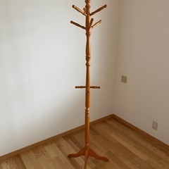 ポールハンガー　木製