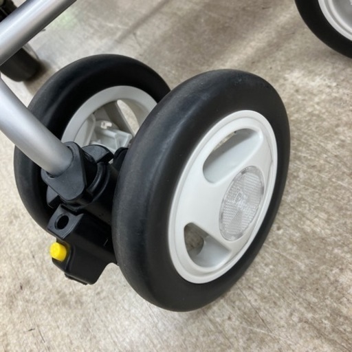 ✨2〜3回使用のみの極美品✨幸和製作所 TacaoF シルバーカー